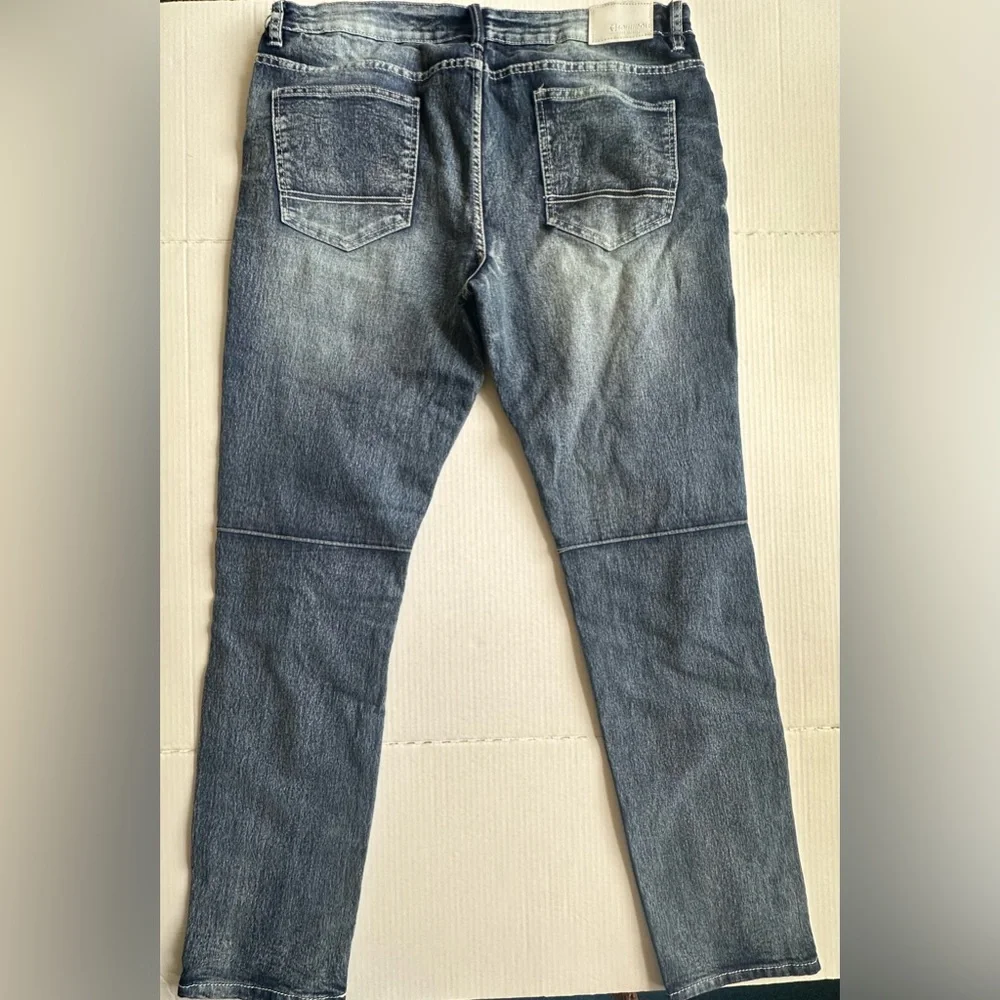Men’s South‎ Pole JeanSize 36X32 Dark Blue Skinny Active Flex Distressed